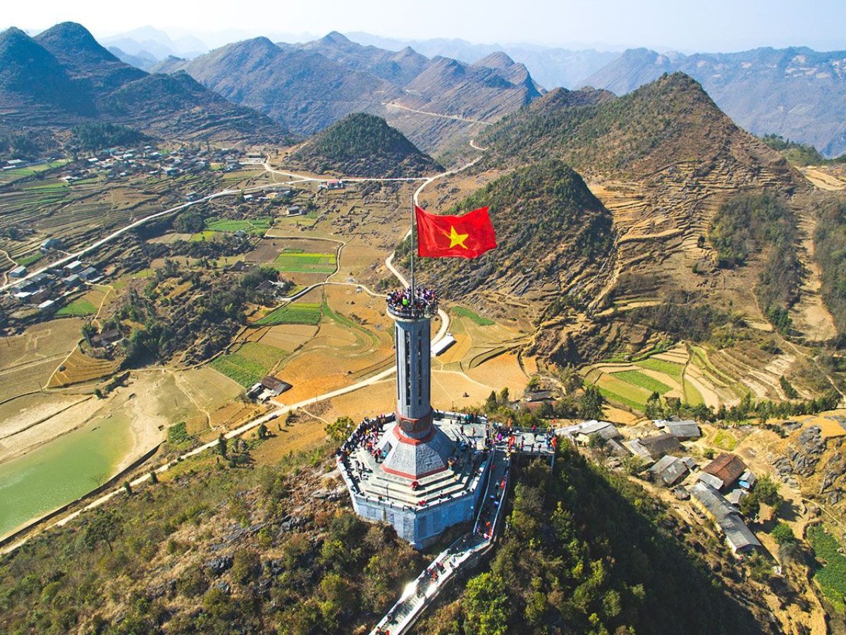 Lung Cu Flag Tower 