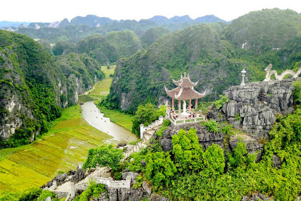 Discover the Beauty of Ninh Binh and Ha Long Bay in 2 Days and 1 Night