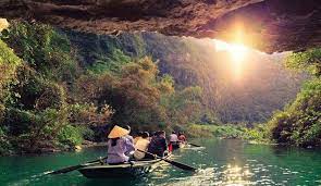 Discover the Beauty of Ninh Binh and Ha Long Bay in 2 Days and 1 Night