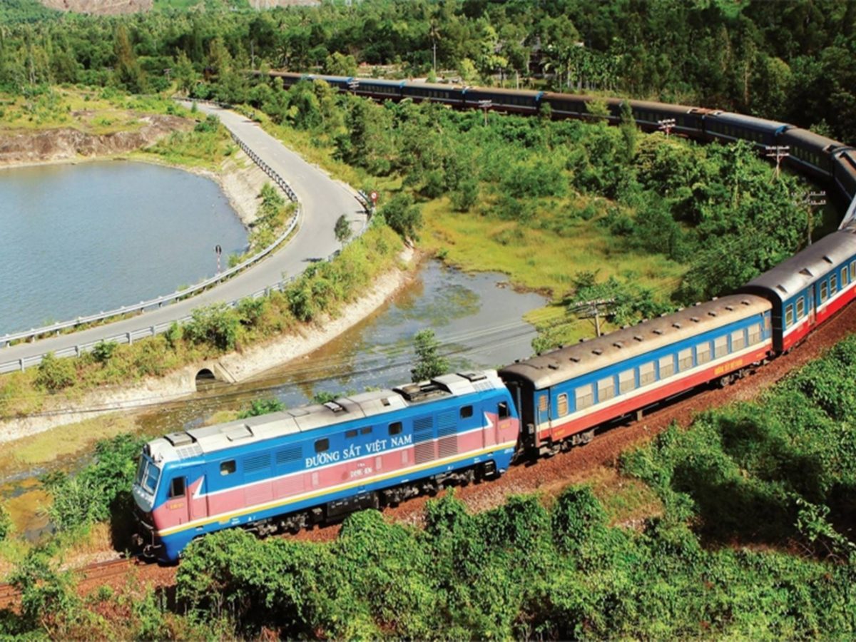Vietnam train trip to Da Nang
vietnamdailytourist 