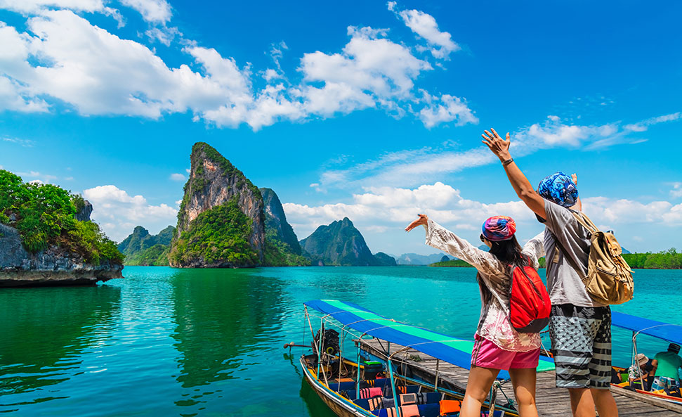 Halong Bay One Day Tour with 6 Hours Luxury Cruise
