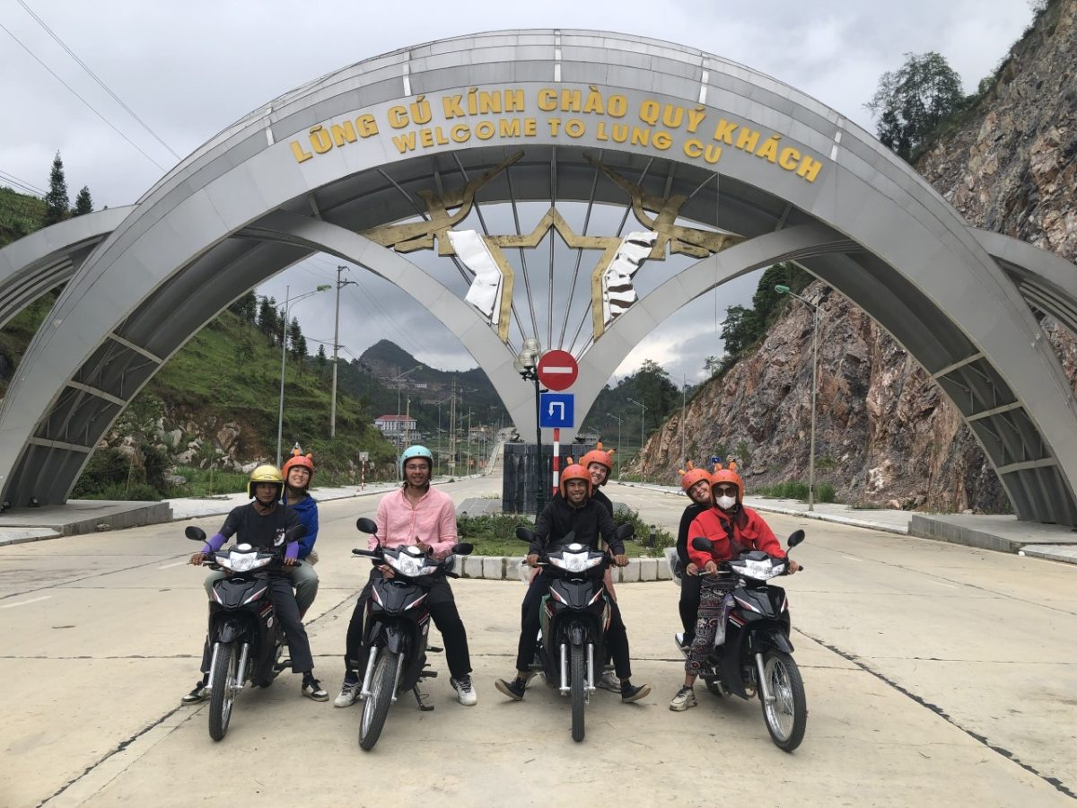Ha Giang motorbike trip package tour vietnamdailytourist