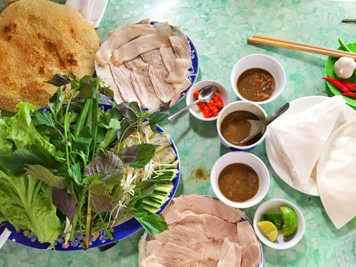 Rice Paper Rolls with Pork Da Nang tips for the best trip to Da Nang 