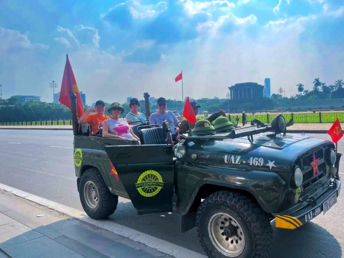 Visit the president's mausoleum by jeep