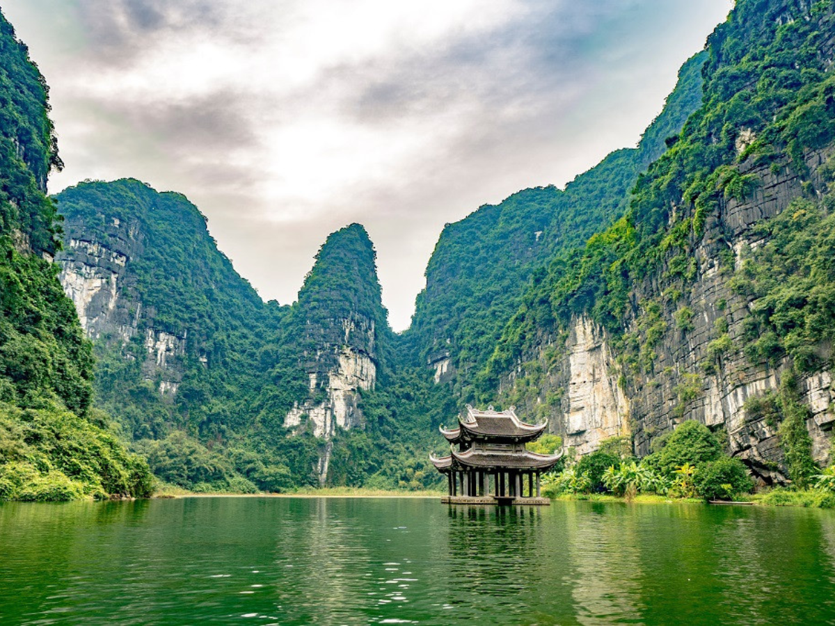 Viet Nam: From North to South Super Save Package In 10 Days