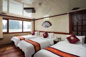 Ha Long Bay Cruise 3 Days Boat On Fantasea Cruise